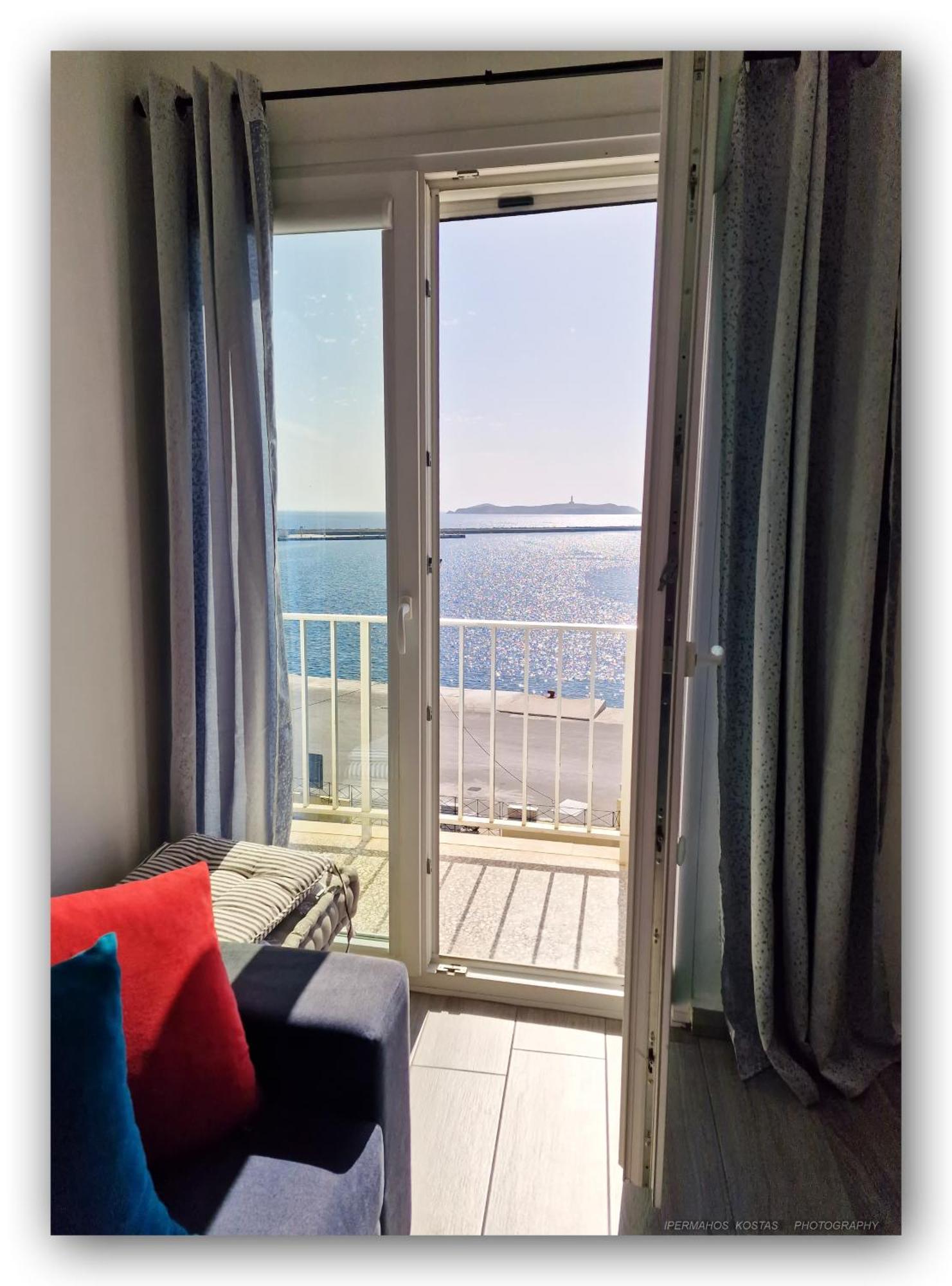 Welcome Home Syros Port Apartment Ermoúpoli Eksteriør bilde